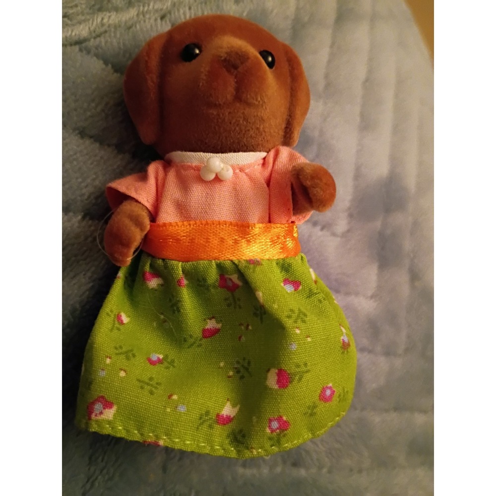 Good Used Condition Calico Critters Sylvanian Families Chocolate Labrador Mom - Picture 9 of 10